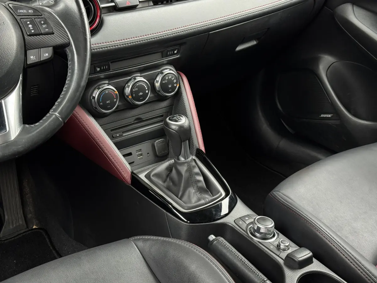 2.0 SkyActiv-G 120 SkyLease GT Navi / Camera / Clima / Cruise / Head-up / ST-Verwarming / LM-Velgen