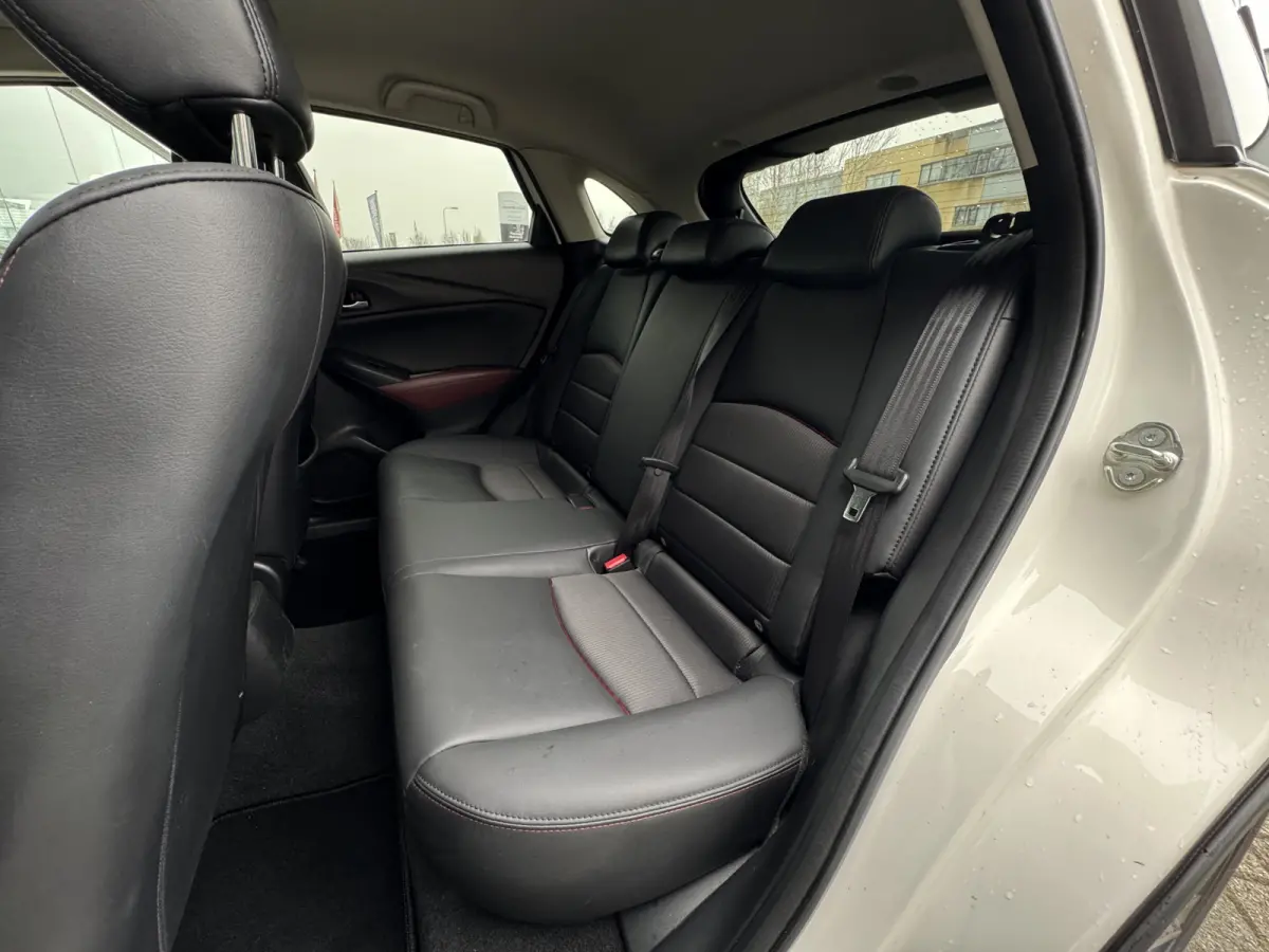 2.0 SkyActiv-G 120 SkyLease GT Navi / Camera / Clima / Cruise / Head-up / ST-Verwarming / LM-Velgen