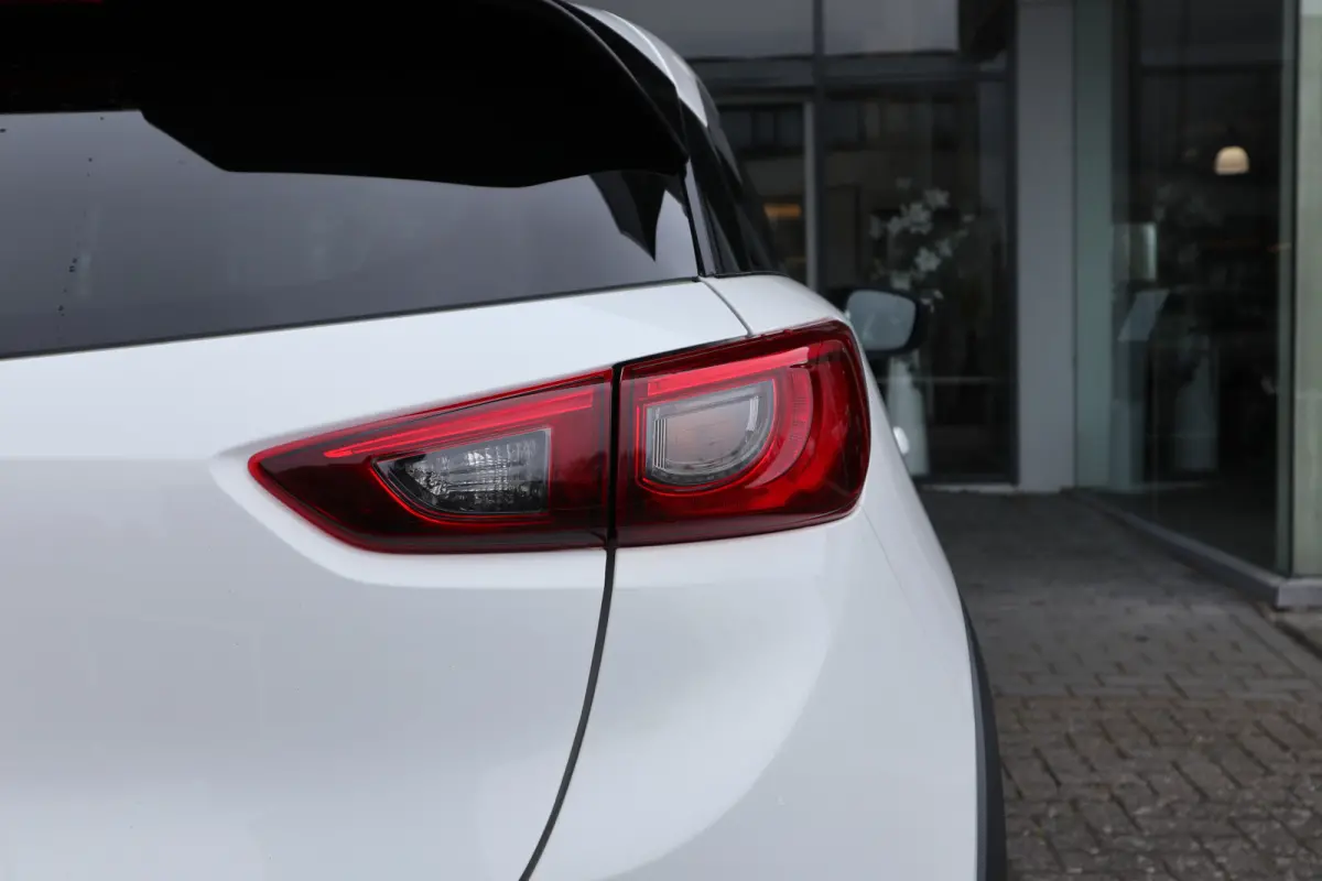 2.0 SkyActiv-G 120 SkyLease GT Navi / Camera / Clima / Cruise / Head-up / ST-Verwarming / LM-Velgen