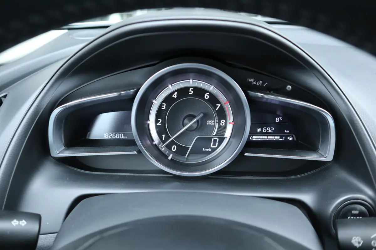 2.0 SkyActiv-G 120 SkyLease GT Navi / Camera / Clima / Cruise / Head-up / ST-Verwarming / LM-Velgen