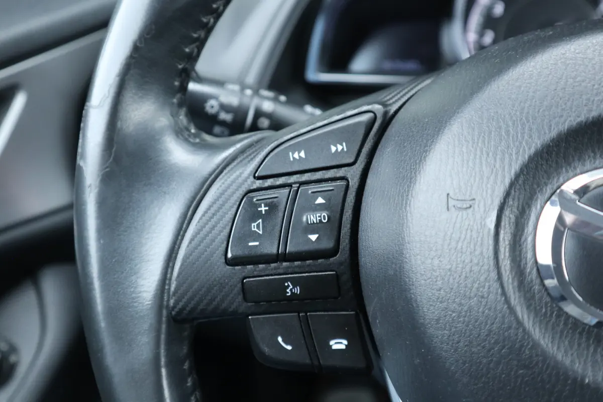 2.0 SkyActiv-G 120 SkyLease GT Navi / Camera / Clima / Cruise / Head-up / ST-Verwarming / LM-Velgen