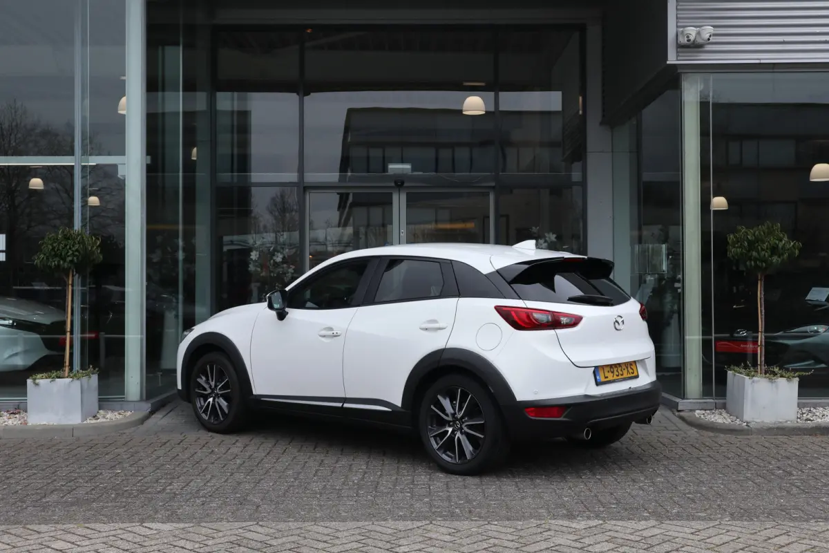 2.0 SkyActiv-G 120 SkyLease GT Navi / Camera / Clima / Cruise / Head-up / ST-Verwarming / LM-Velgen