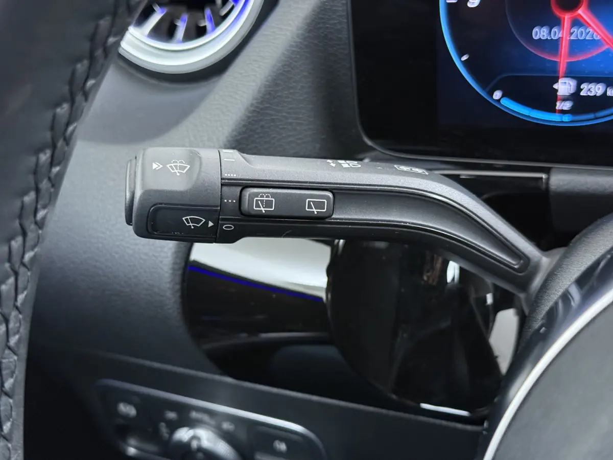 250e AMG // SoH 97,4% // Distronic // Headup // 360 Camera // MultiBeam // Keyless // 20" // Advanced Audio // Carplay