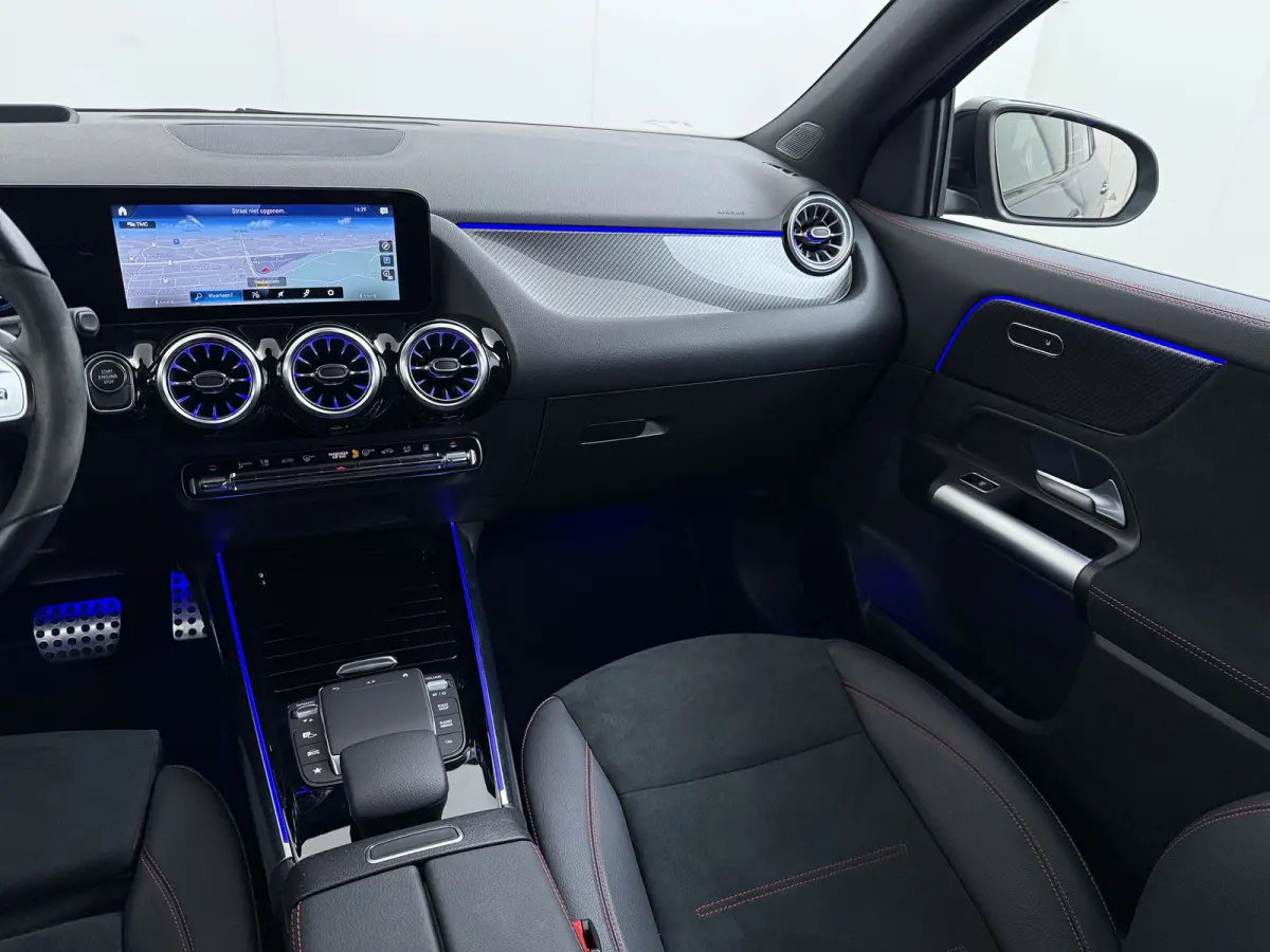 250e AMG // SoH 97,4% // Distronic // Headup // 360 Camera // MultiBeam // Keyless // 20" // Advanced Audio // Carplay