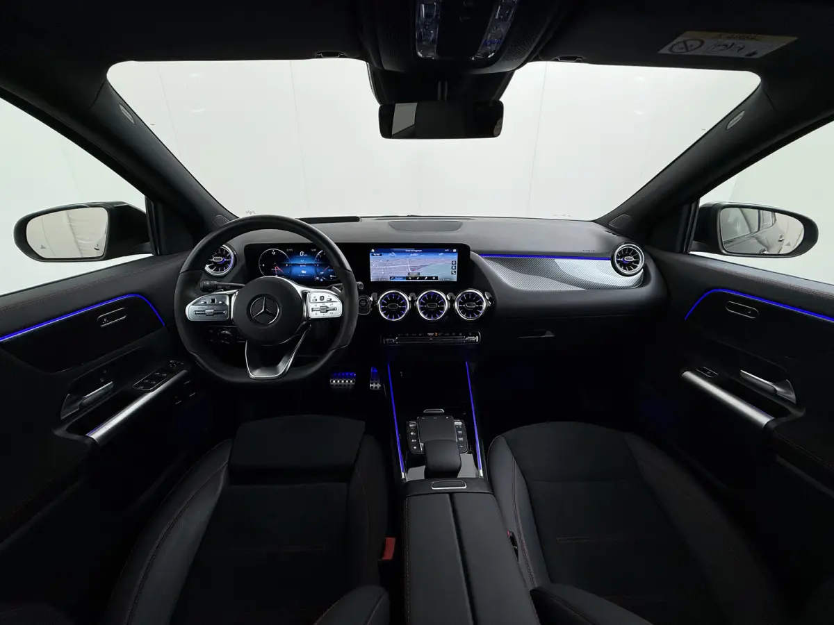 250e AMG // SoH 97,4% // Distronic // Headup // 360 Camera // MultiBeam // Keyless // 20" // Advanced Audio // Carplay