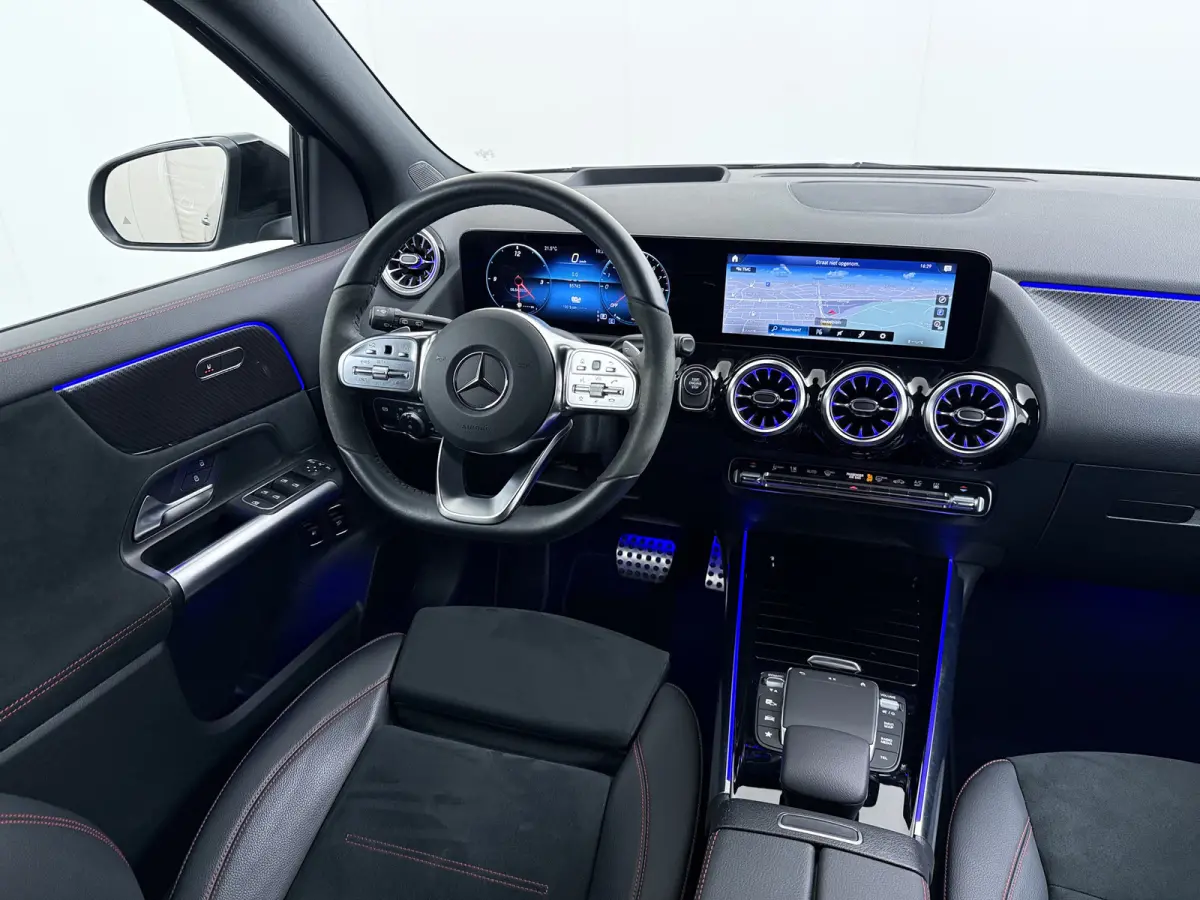 250e AMG // SoH 97,4% // Distronic // Headup // 360 Camera // MultiBeam // Keyless // 20" // Advanced Audio // Carplay