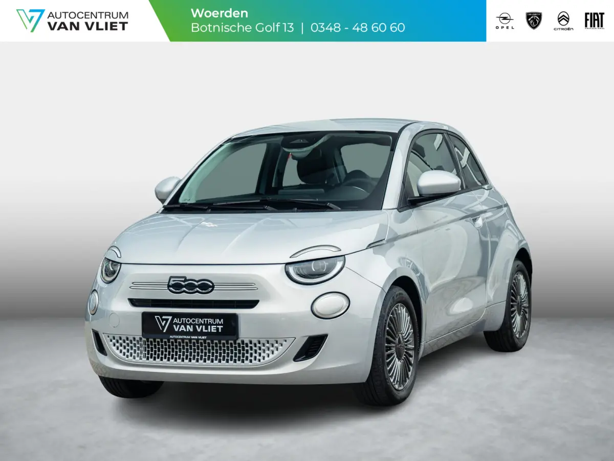 Hybrid Torino Launch Edition | Clima | Carplay | PDC | Priv Glass | Celestial Blue