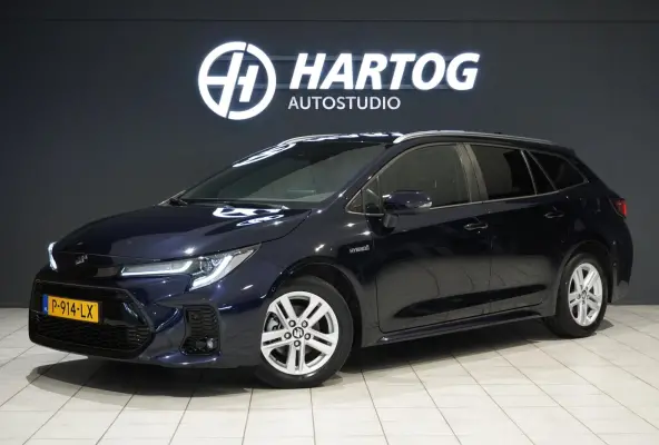 1.8 Hybrid Style + DODEHOEK / STUURVERWARMING / VOORRUITVERWARMING