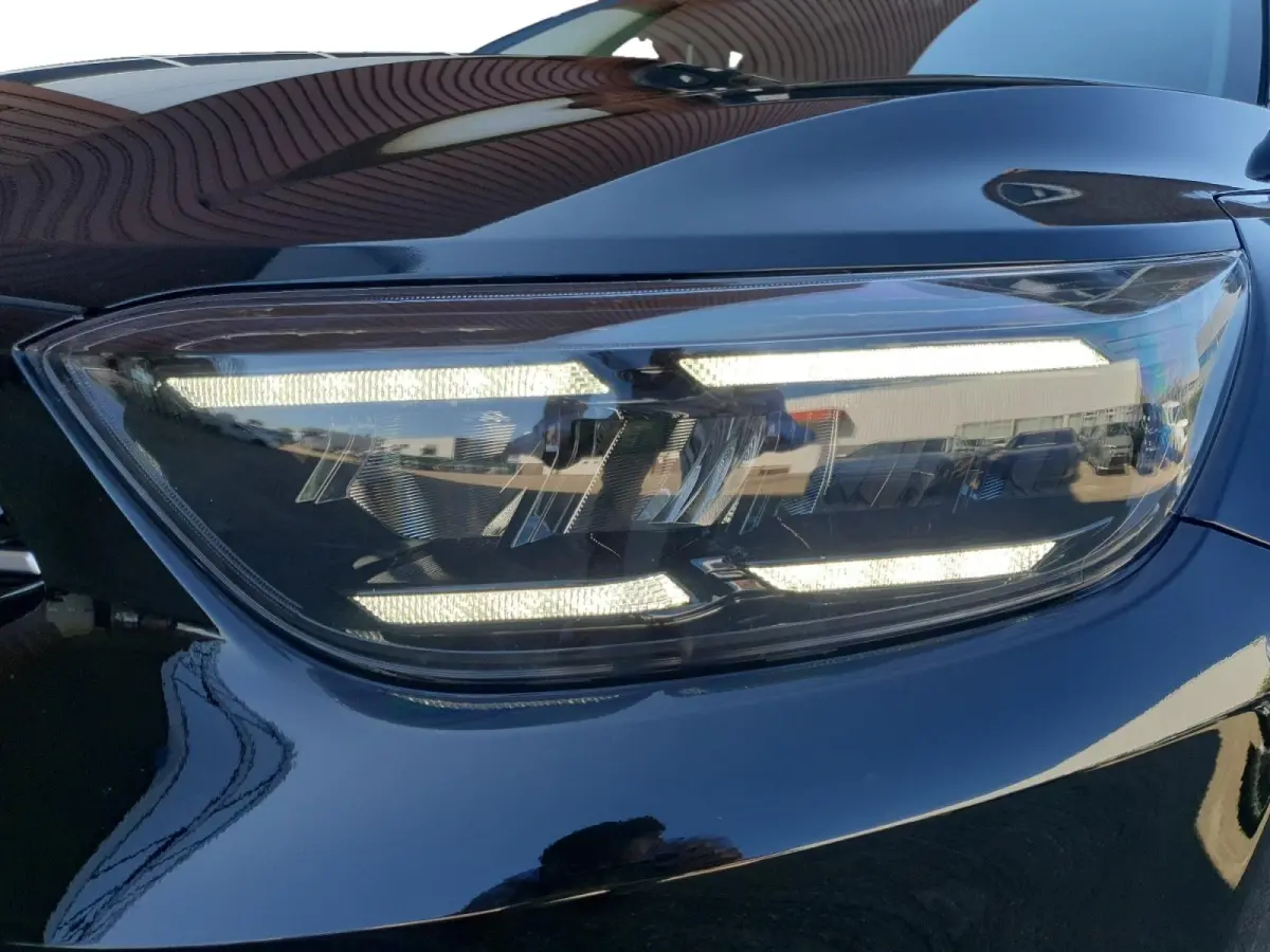 1.0 T-GDi MHEV GT-Line | GT-Line uitstraling | 17” lichtmetalen GT-Line velgen | Stoel- en Stuurverwarming | Cruise Control | Climate Control | Navigatie |