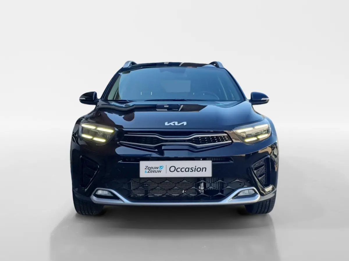 1.0 T-GDi MHEV GT-Line | GT-Line uitstraling | 17” lichtmetalen GT-Line velgen | Stoel- en Stuurverwarming | Cruise Control | Climate Control | Navigatie |