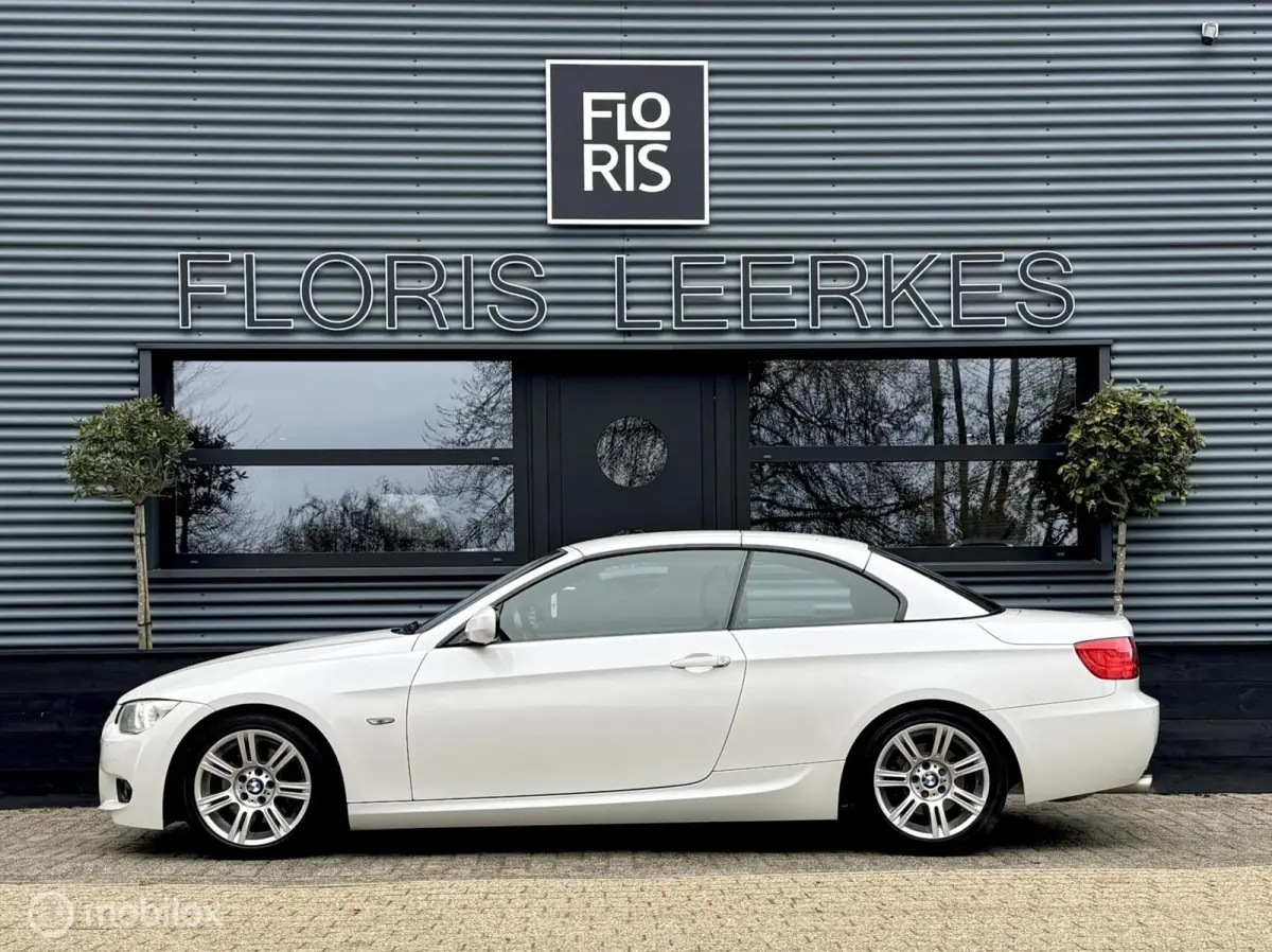 325i | M Sport | Zwart Leer | Xenon