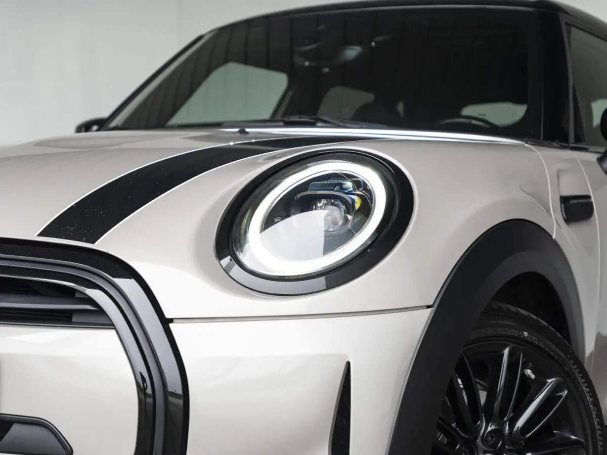 Cooper Classic + Comfort Plus + Piano Black Exterieur