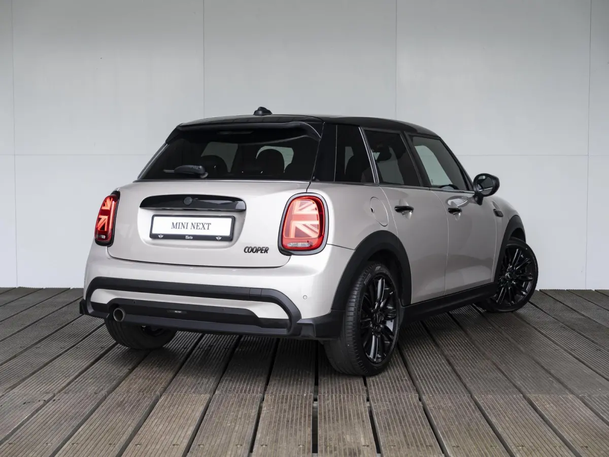 Cooper Classic + Comfort Plus + Piano Black Exterieur