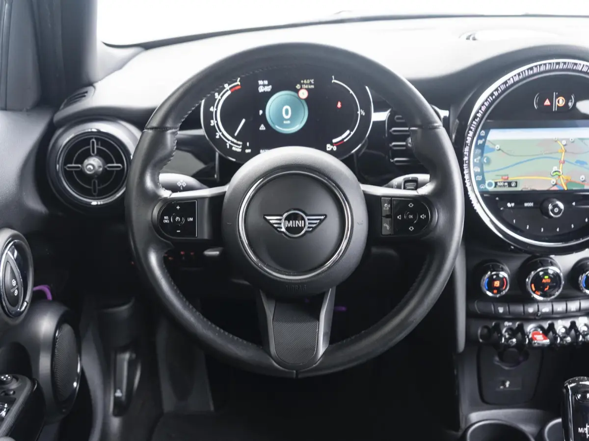 Cooper Classic + Comfort Plus + Piano Black Exterieur