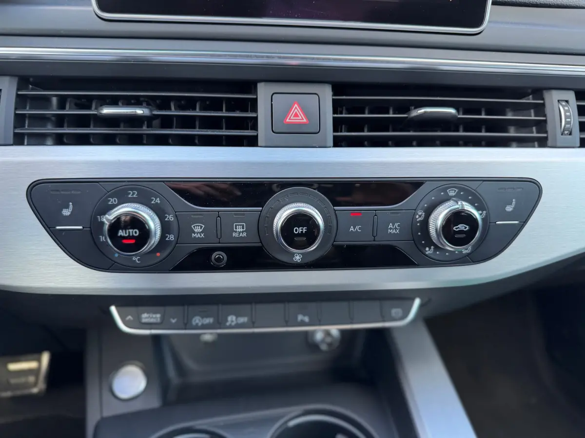 40 TFSI Design Pro Line S-Line,Navigatie,Xenon/LED,Parkeerhulp,Sportstoelen