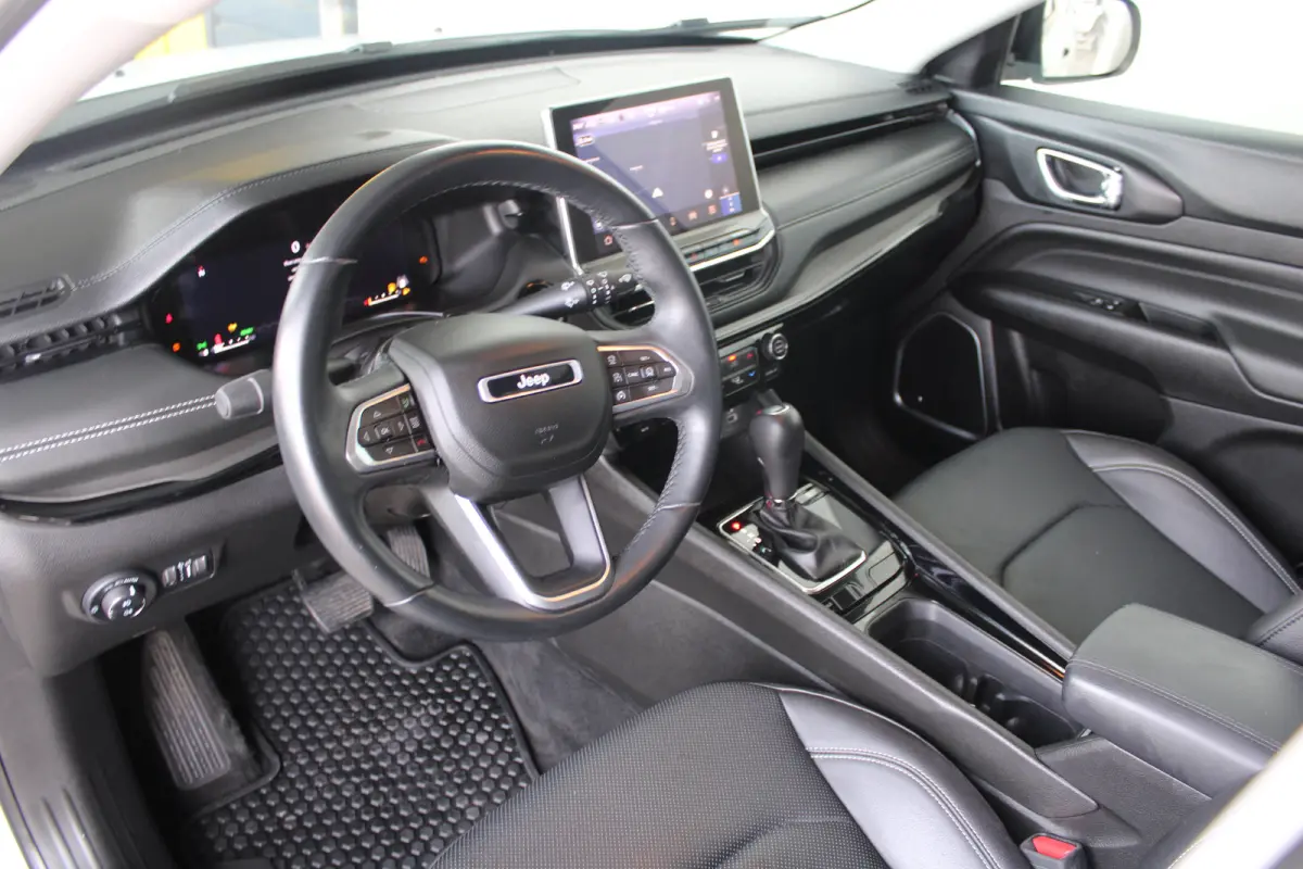 1.5T e-Hybrid S | Lederen bekleding | Schuif-kanteldak | Premium audio | Camera | Navigatie