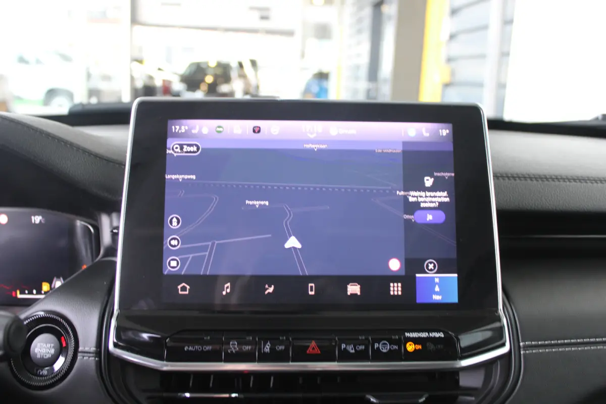 1.5T e-Hybrid S | Lederen bekleding | Schuif-kanteldak | Premium audio | Camera | Navigatie