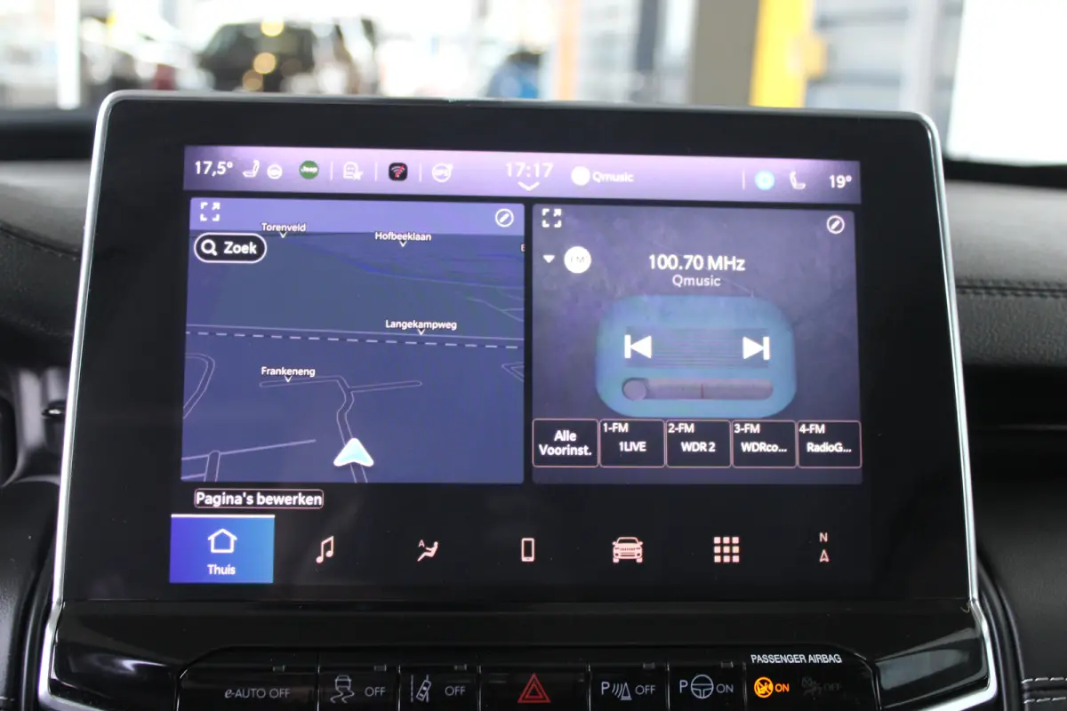 1.5T e-Hybrid S | Lederen bekleding | Schuif-kanteldak | Premium audio | Camera | Navigatie