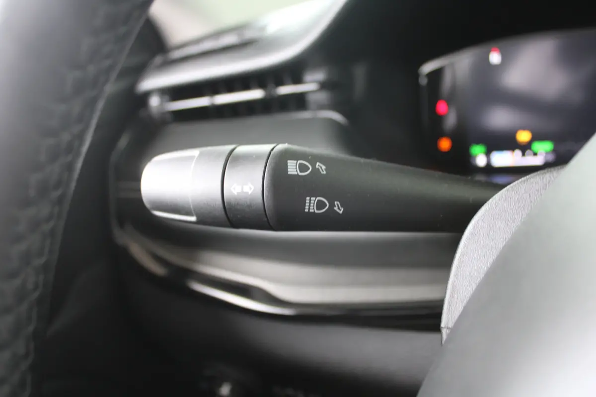 1.5T e-Hybrid S | Lederen bekleding | Schuif-kanteldak | Premium audio | Camera | Navigatie