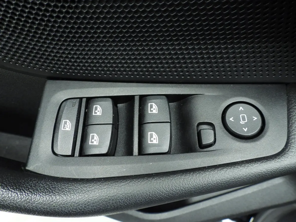 218i | LED | Navigatie | Schuifdak | Clima | PDC | Cruise controle | DAB | Alu 17 inch