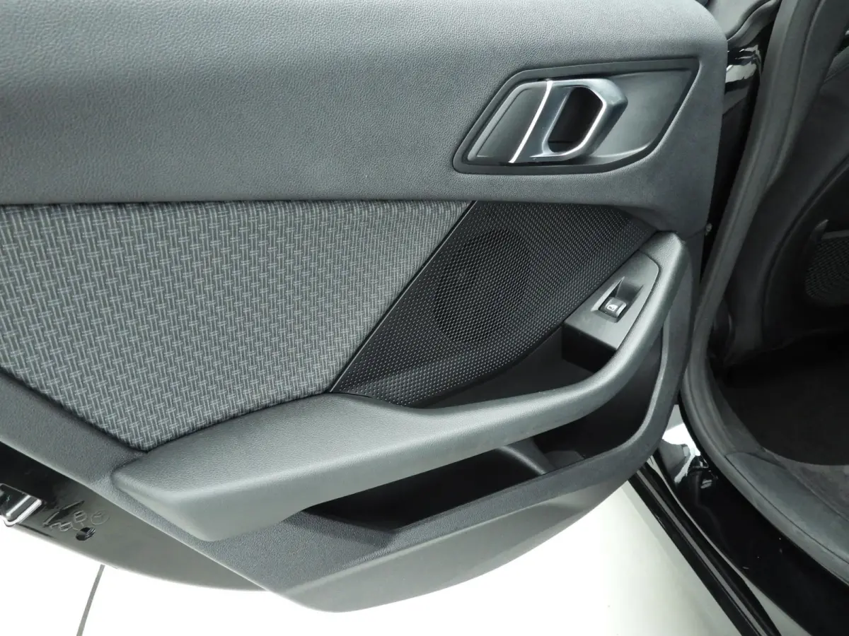 218i | LED | Navigatie | Schuifdak | Clima | PDC | Cruise controle | DAB | Alu 17 inch
