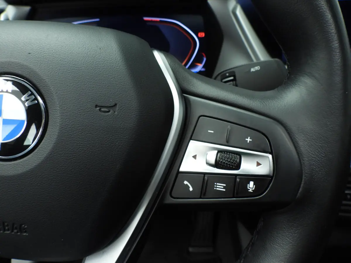 218i | LED | Navigatie | Schuifdak | Clima | PDC | Cruise controle | DAB | Alu 17 inch