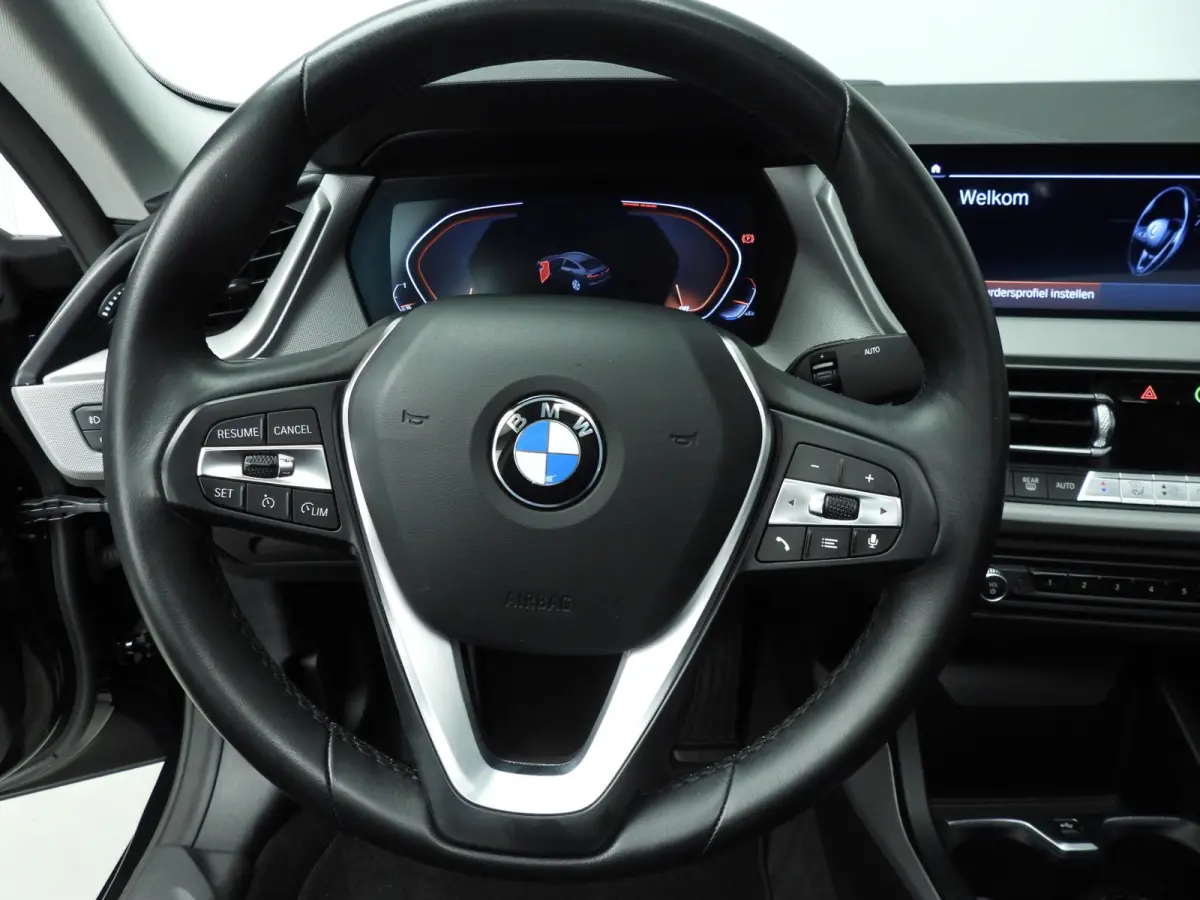 218i | LED | Navigatie | Schuifdak | Clima | PDC | Cruise controle | DAB | Alu 17 inch