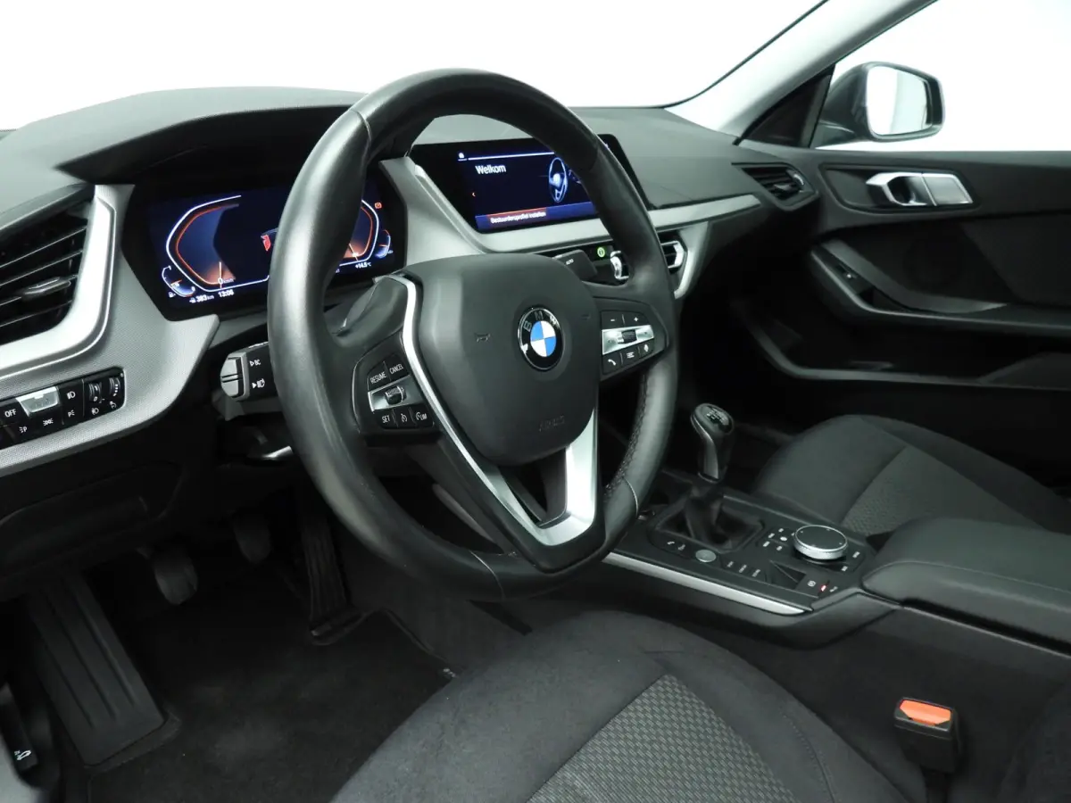 218i | LED | Navigatie | Schuifdak | Clima | PDC | Cruise controle | DAB | Alu 17 inch