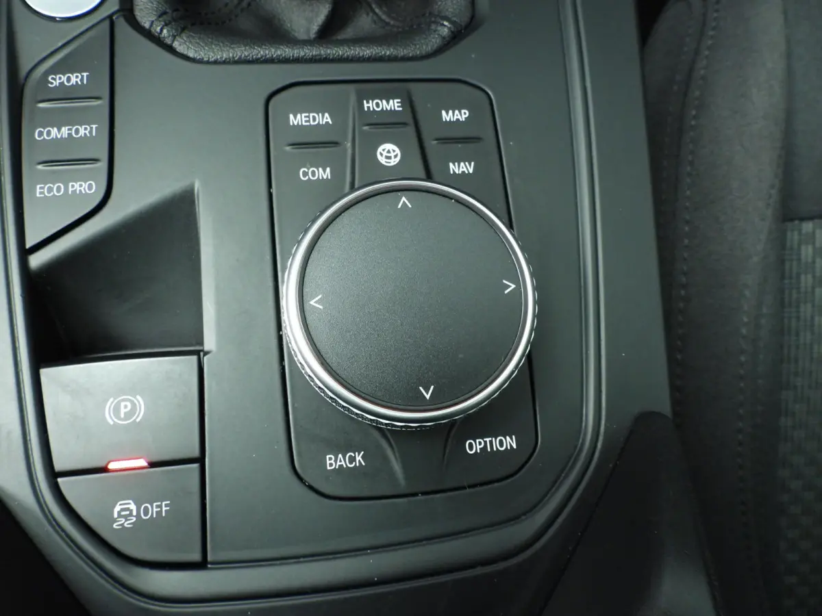 218i | LED | Navigatie | Schuifdak | Clima | PDC | Cruise controle | DAB | Alu 17 inch