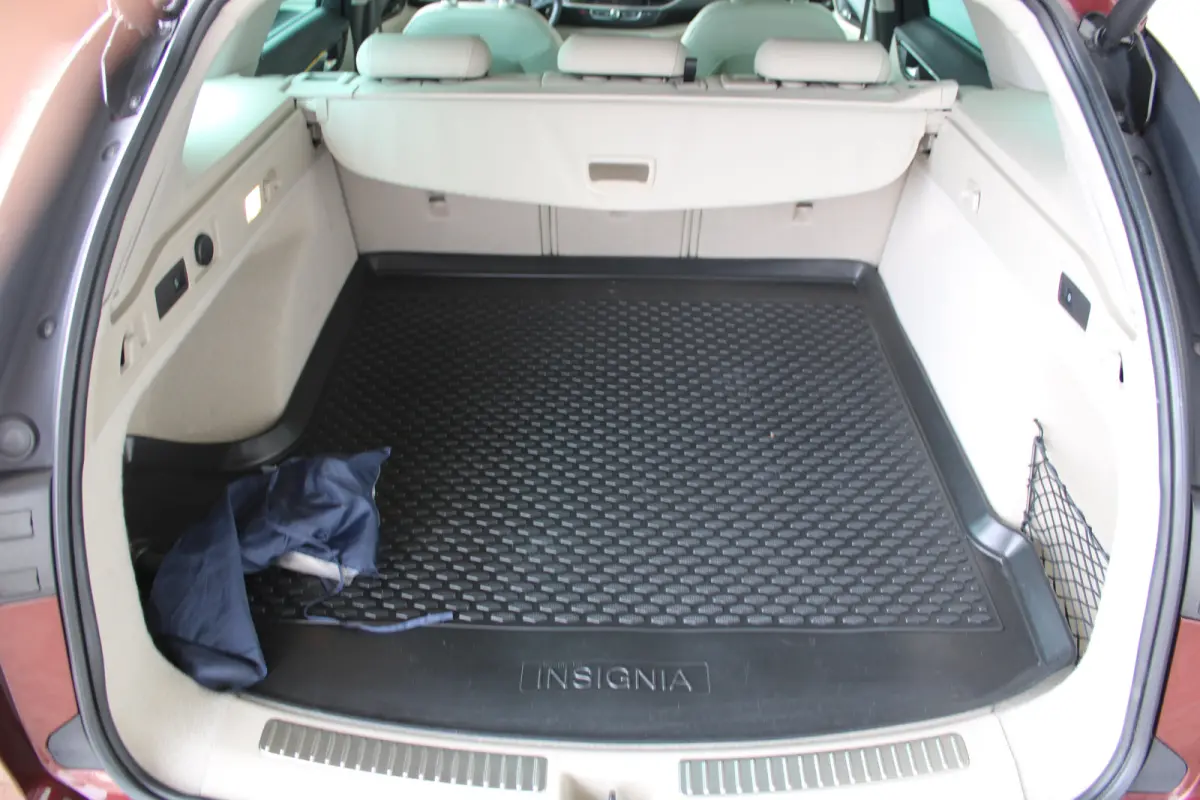 1.5 Turbo EcoTec Innovation | Afneembare trekhaak | Elektronische achterklep | Climate control | Matrix Led |