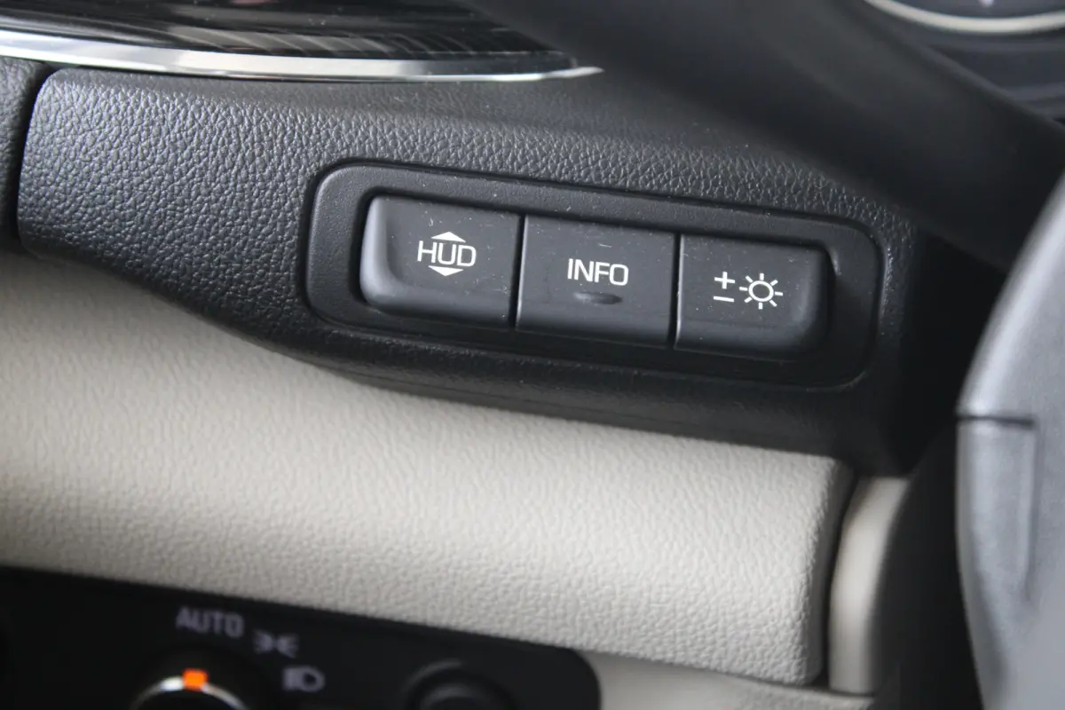 1.5 Turbo EcoTec Innovation | Afneembare trekhaak | Elektronische achterklep | Climate control | Matrix Led |