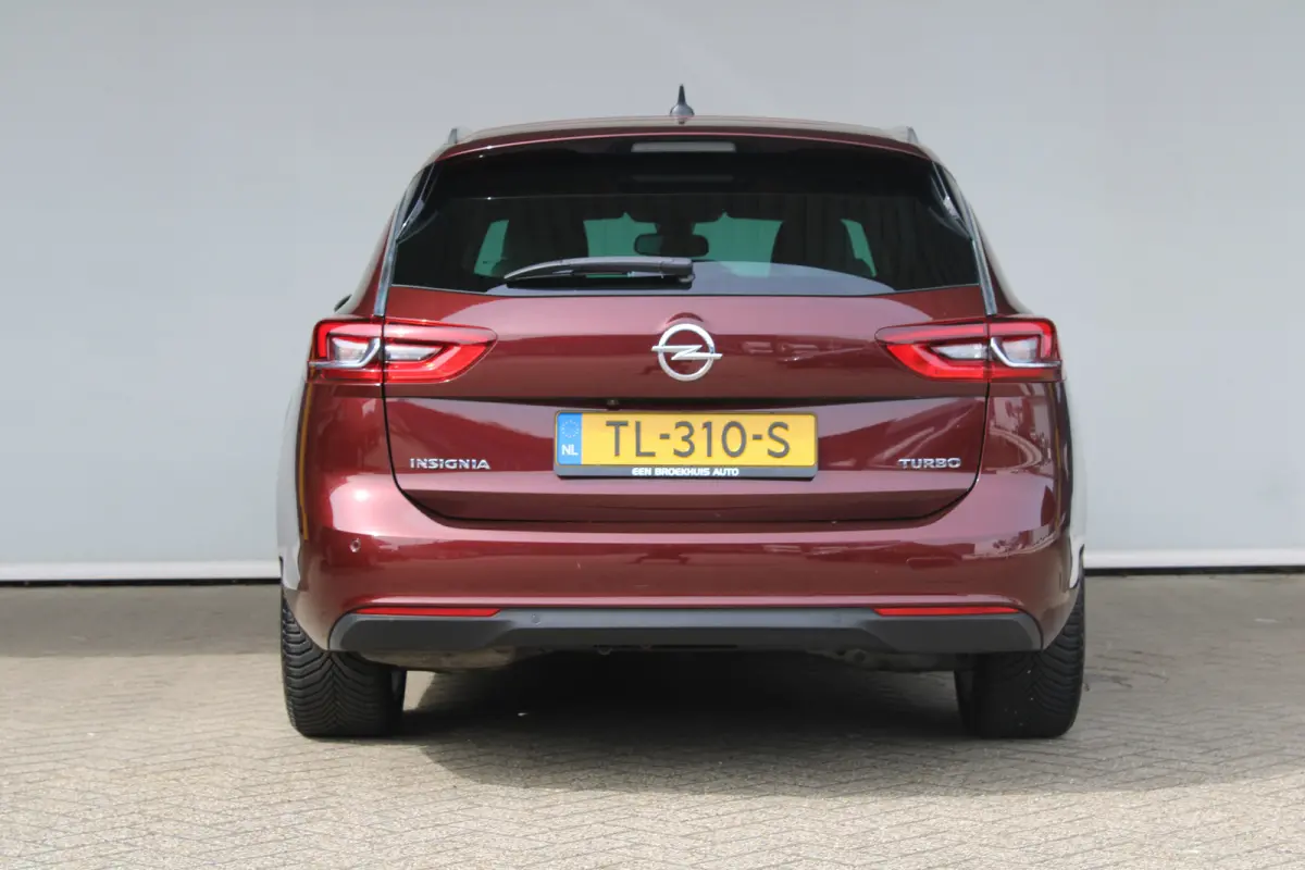 1.5 Turbo EcoTec Innovation | Afneembare trekhaak | Elektronische achterklep | Climate control | Matrix Led |