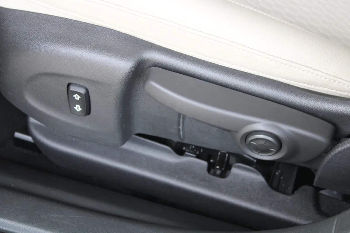 1.5 Turbo EcoTec Innovation | Afneembare trekhaak | Elektronische achterklep | Climate control | Matrix Led |