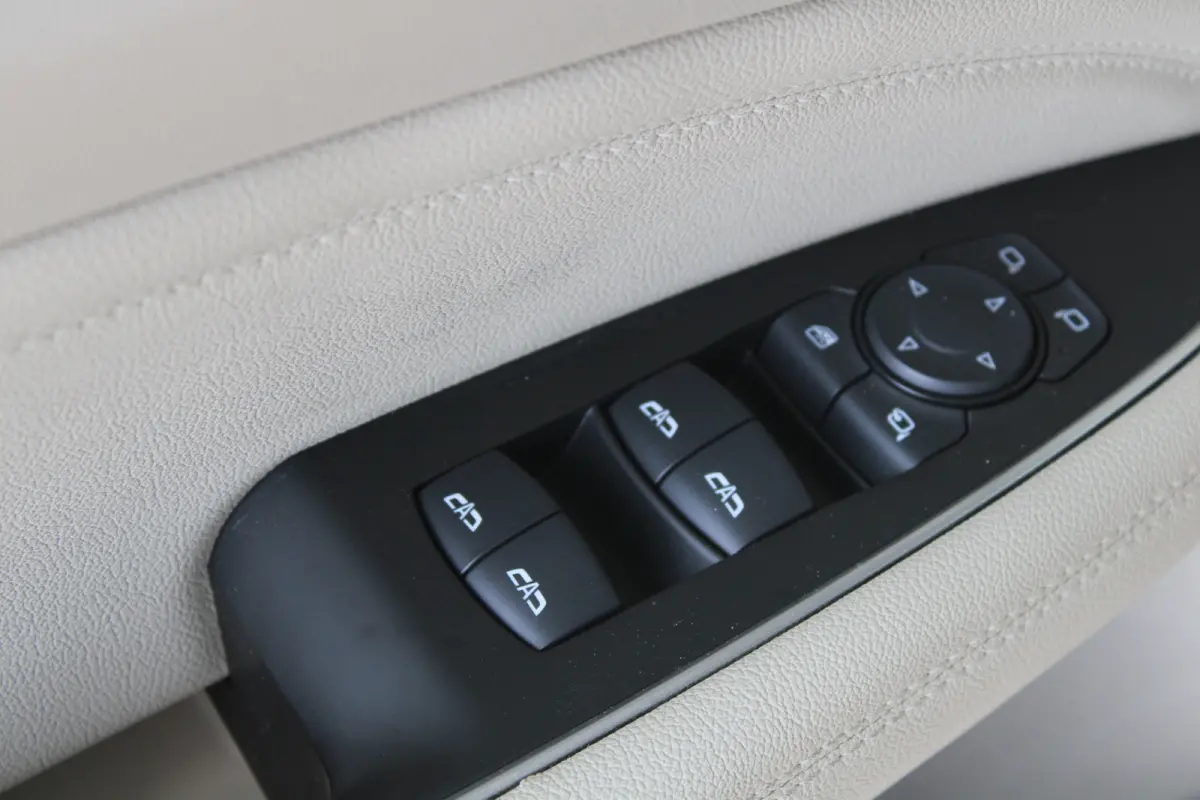 1.5 Turbo EcoTec Innovation | Afneembare trekhaak | Elektronische achterklep | Climate control | Matrix Led |