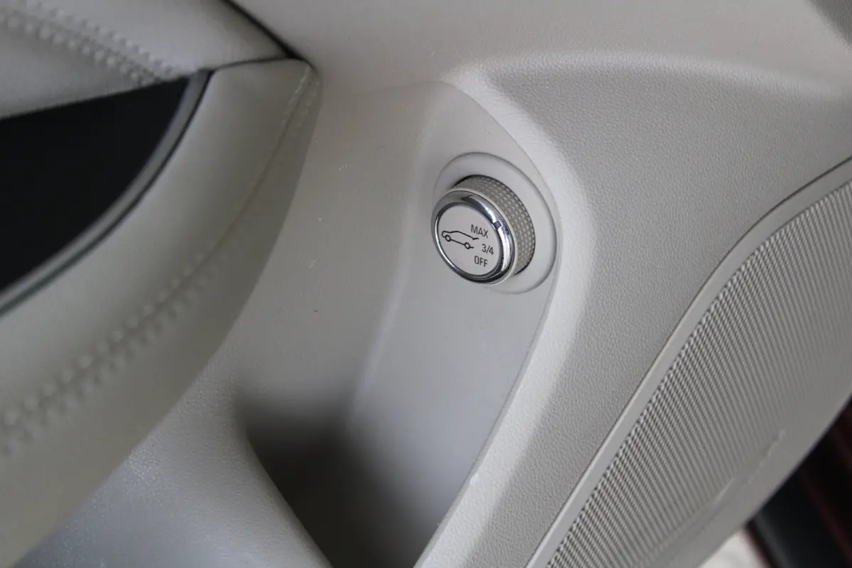 1.5 Turbo EcoTec Innovation | Afneembare trekhaak | Elektronische achterklep | Climate control | Matrix Led |