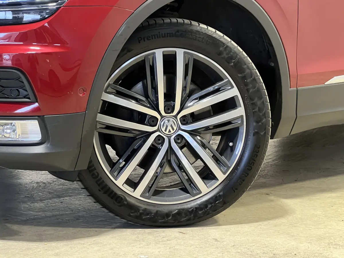 2.0 TSI 4Motion Highline | Navigatie/Android/Apple Carplay | LMV 19" | Voorstoelen + stuur verwarmd | Cruise Control Adaptief | Lederen Bekleding | Elek. Panorama dak |