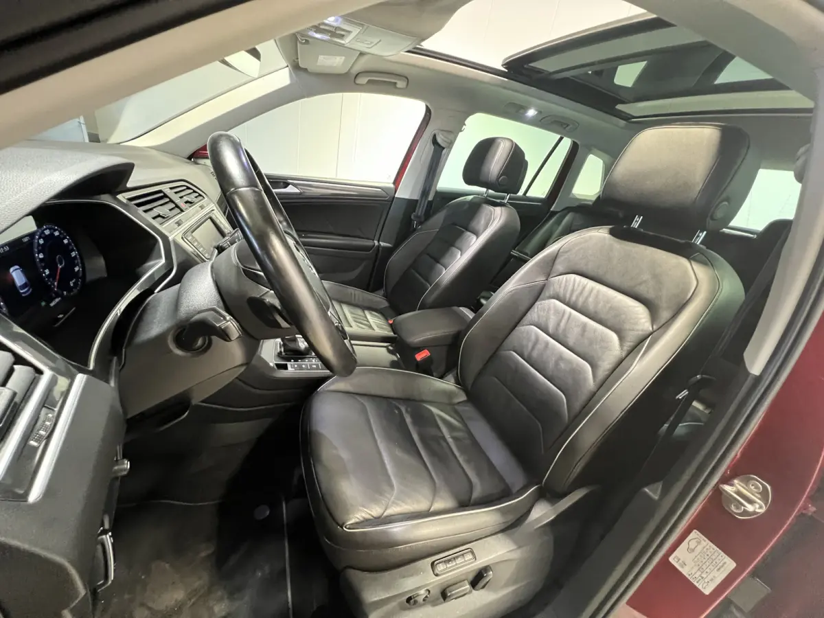 2.0 TSI 4Motion Highline | Navigatie/Android/Apple Carplay | LMV 19" | Voorstoelen + stuur verwarmd | Cruise Control Adaptief | Lederen Bekleding | Elek. Panorama dak |