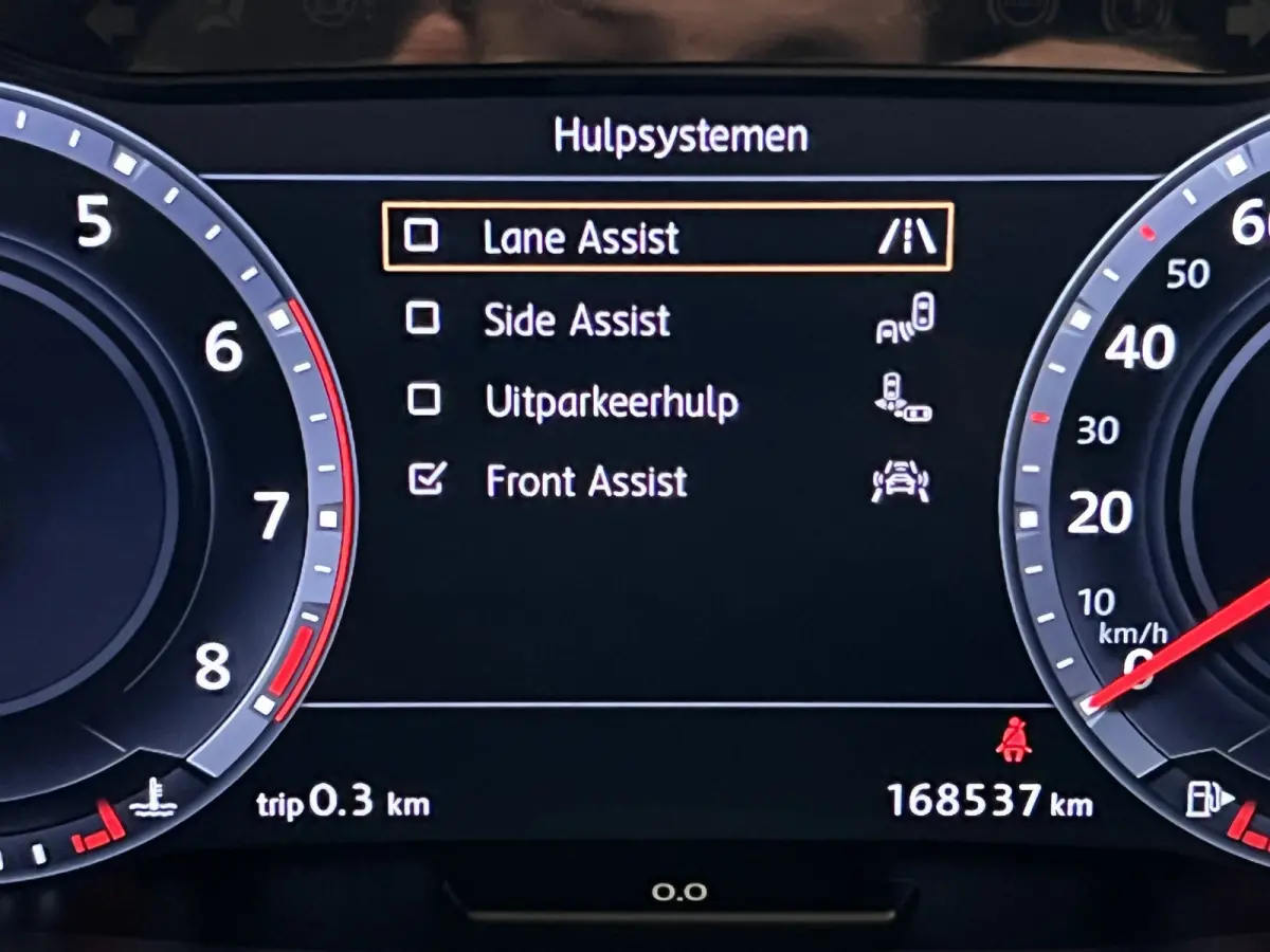 2.0 TSI 4Motion Highline | Navigatie/Android/Apple Carplay | LMV 19" | Voorstoelen + stuur verwarmd | Cruise Control Adaptief | Lederen Bekleding | Elek. Panorama dak |