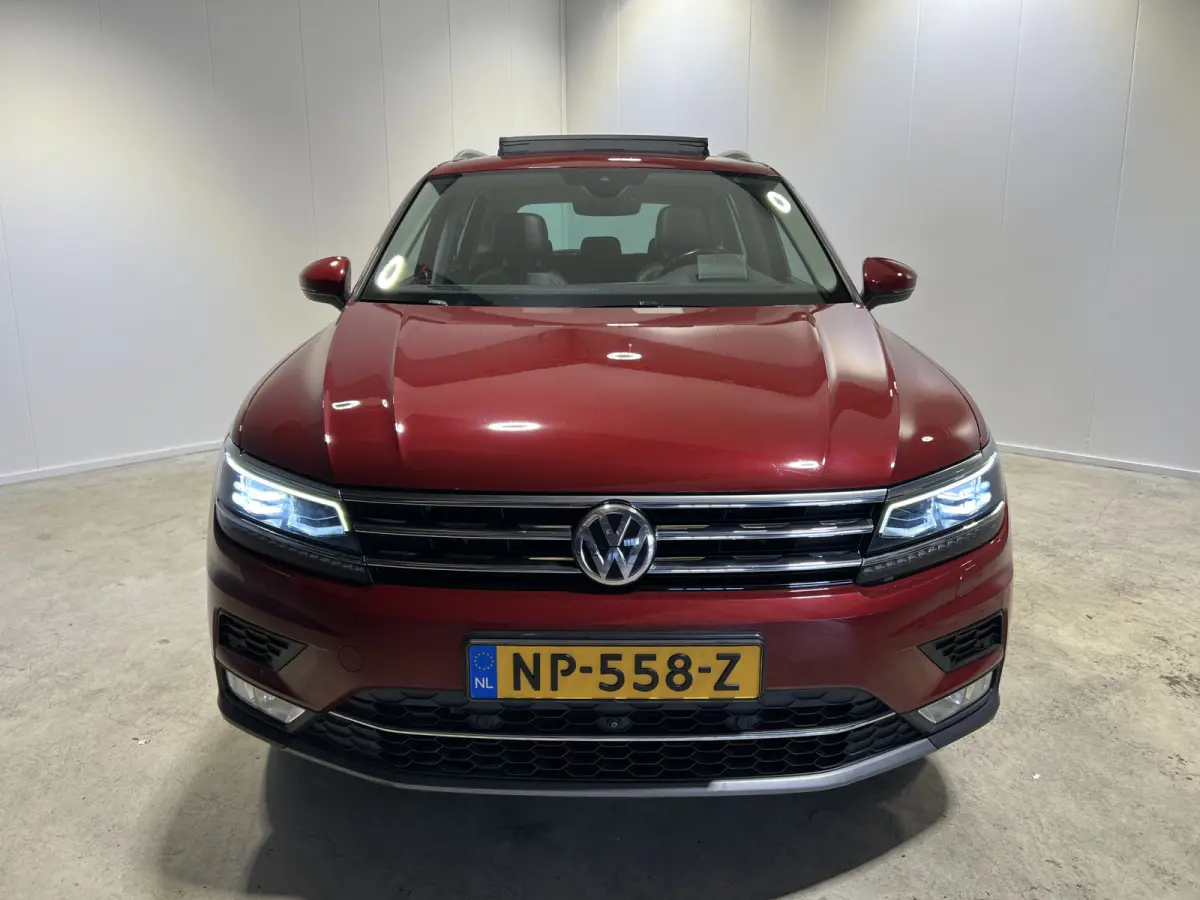 2.0 TSI 4Motion Highline | Navigatie/Android/Apple Carplay | LMV 19" | Voorstoelen + stuur verwarmd | Cruise Control Adaptief | Lederen Bekleding | Elek. Panorama dak |