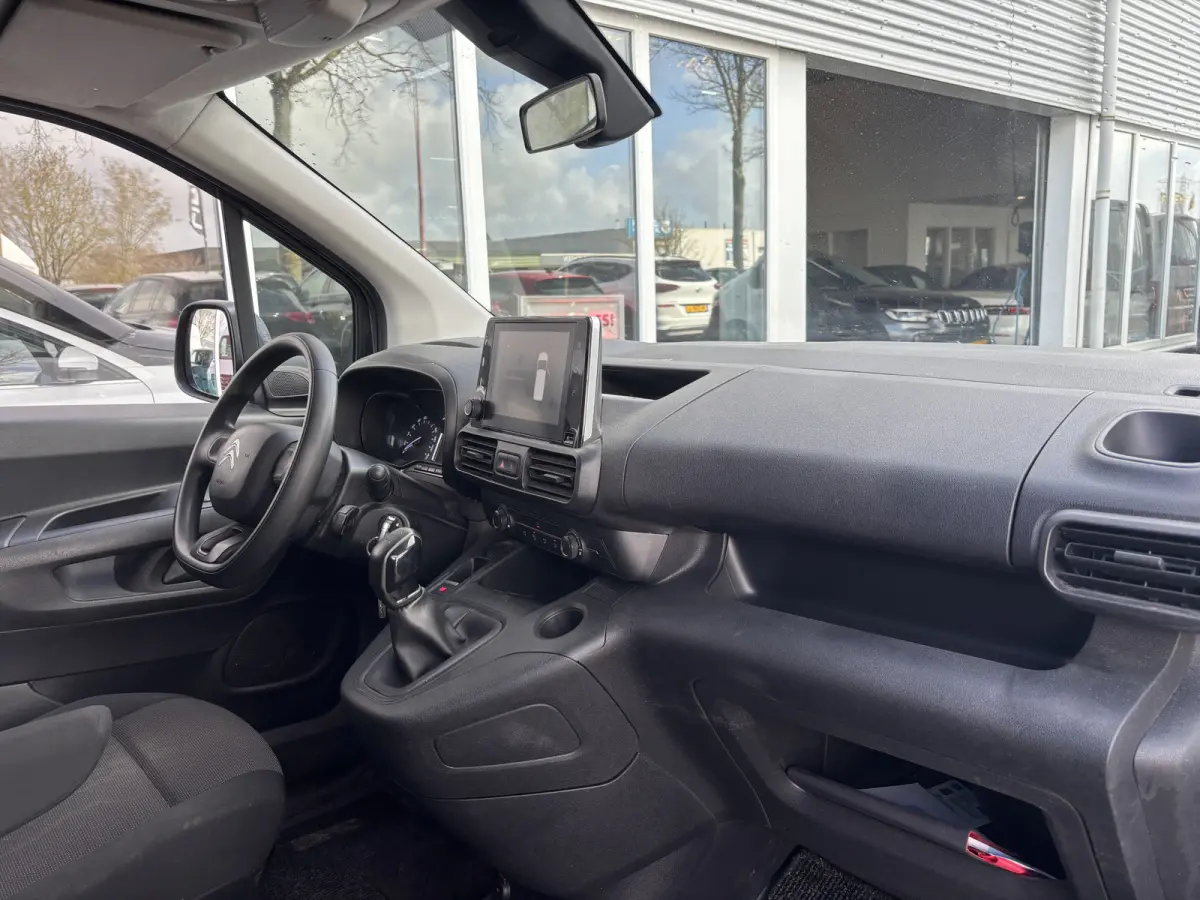 1.5 BlueHDI Club XL L2 | Apple Carplay | Navi | Cruise | Airco