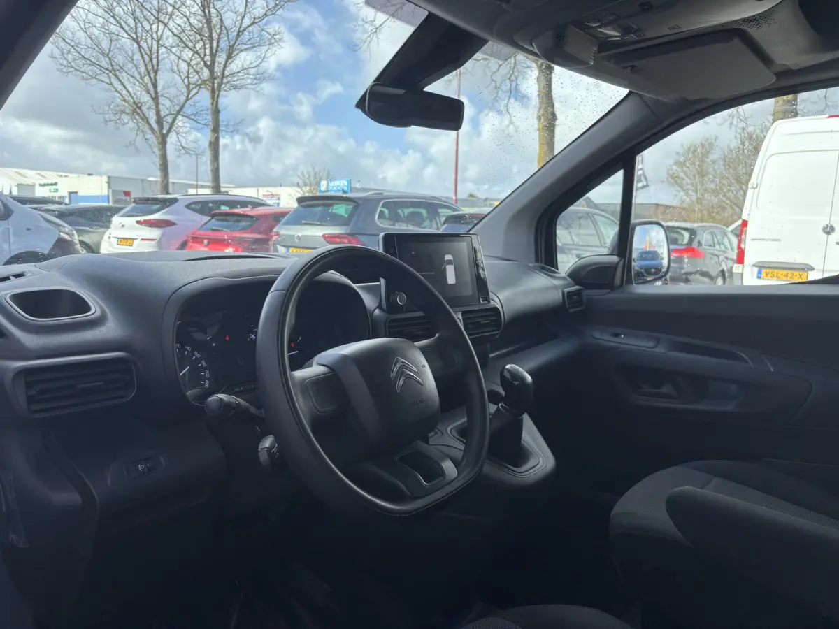 1.5 BlueHDI Club XL L2 | Apple Carplay | Navi | Cruise | Airco