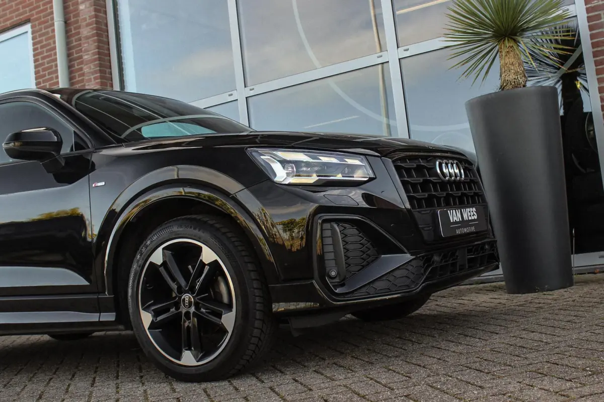 30 TFSI S Edition S-Line | 1e eigenaar | NL auto | 18 inch | LED | Camera | Sport | Cruise control | Sound system | Sfeerverlichting | Stoelverwarming | Climate control |