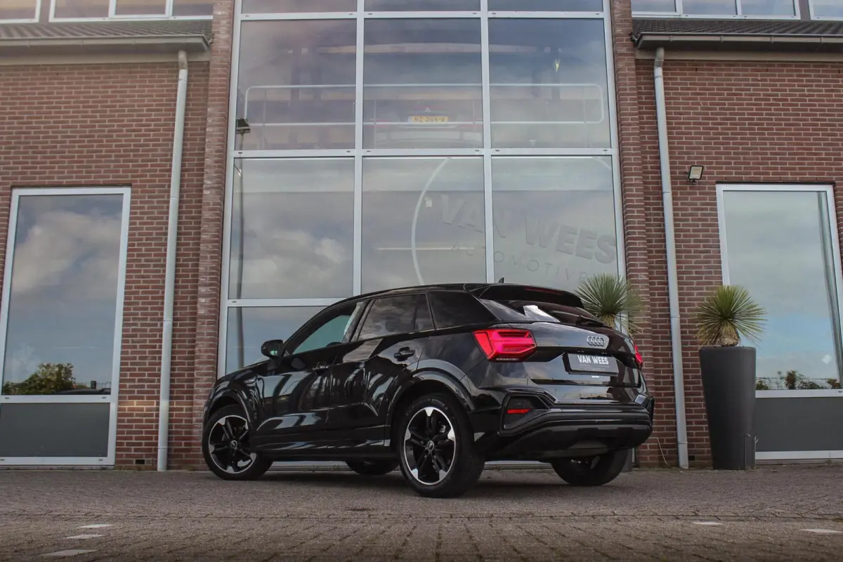 30 TFSI S Edition S-Line | 1e eigenaar | NL auto | 18 inch | LED | Camera | Sport | Cruise control | Sound system | Sfeerverlichting | Stoelverwarming | Climate control |