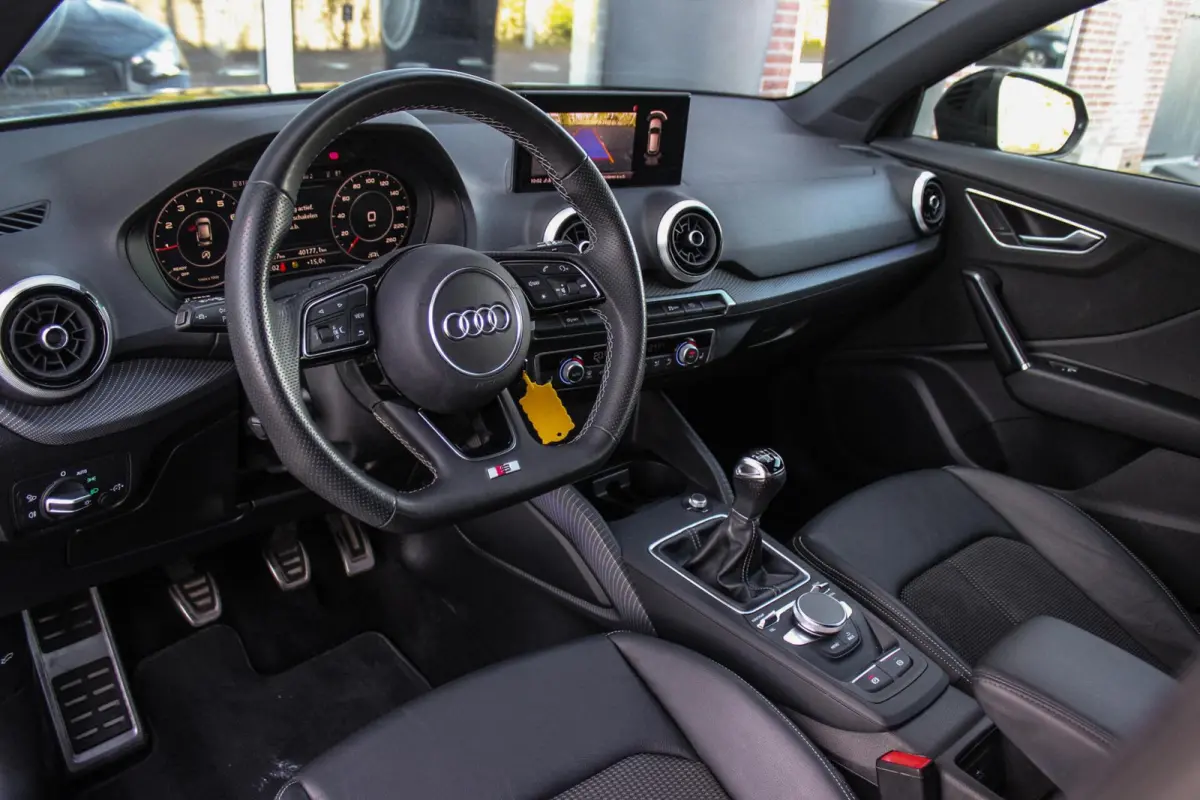 30 TFSI S Edition S-Line | 1e eigenaar | NL auto | 18 inch | LED | Camera | Sport | Cruise control | Sound system | Sfeerverlichting | Stoelverwarming | Climate control |