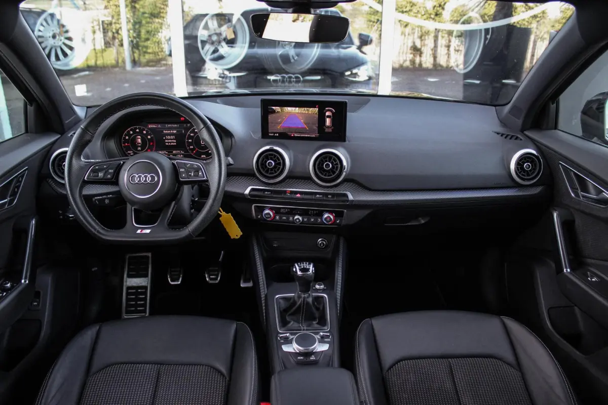 30 TFSI S Edition S-Line | 1e eigenaar | NL auto | 18 inch | LED | Camera | Sport | Cruise control | Sound system | Sfeerverlichting | Stoelverwarming | Climate control |