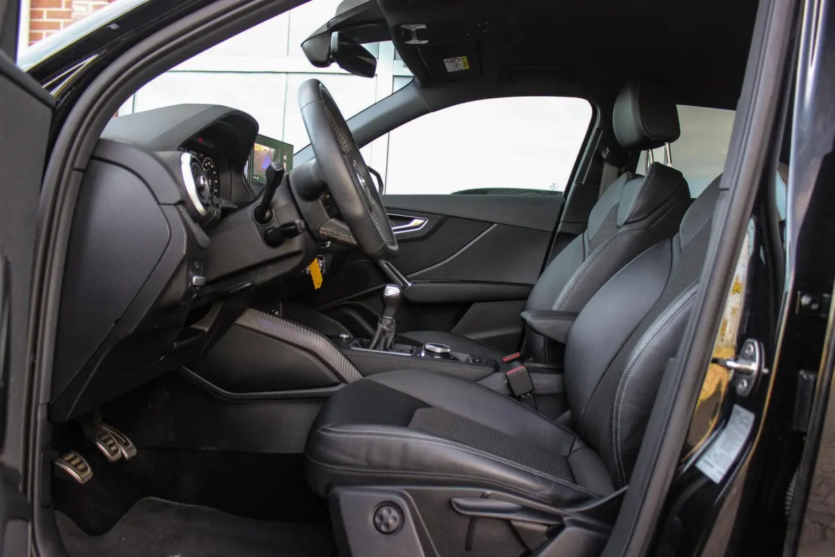 30 TFSI S Edition S-Line | 1e eigenaar | NL auto | 18 inch | LED | Camera | Sport | Cruise control | Sound system | Sfeerverlichting | Stoelverwarming | Climate control |