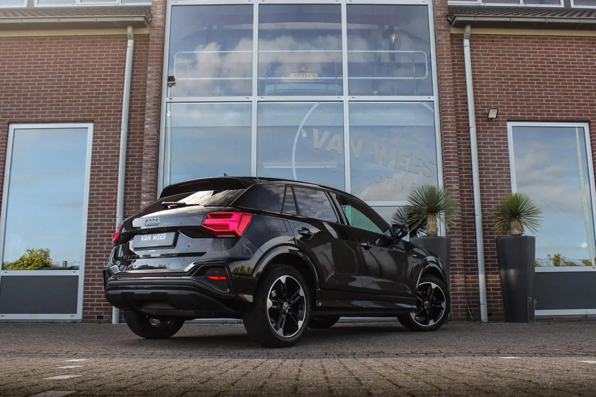 30 TFSI S Edition S-Line | 1e eigenaar | NL auto | 18 inch | LED | Camera | Sport | Cruise control | Sound system | Sfeerverlichting | Stoelverwarming | Climate control |