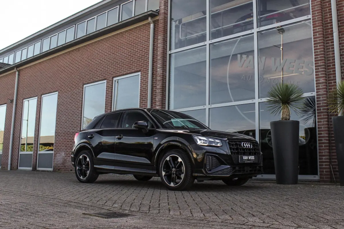 30 TFSI S Edition S-Line | 1e eigenaar | NL auto | 18 inch | LED | Camera | Sport | Cruise control | Sound system | Sfeerverlichting | Stoelverwarming | Climate control |