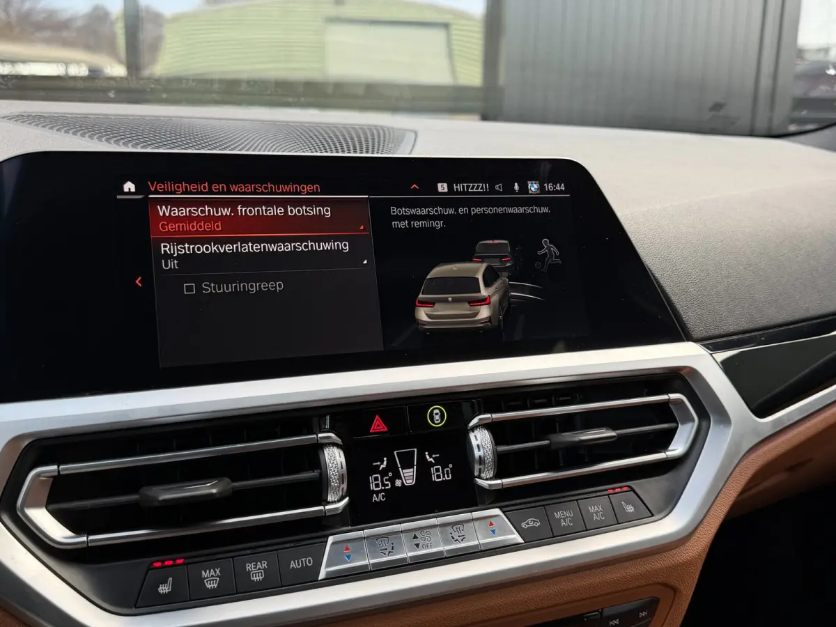 330i Individual Edition Oxidgrau Pano