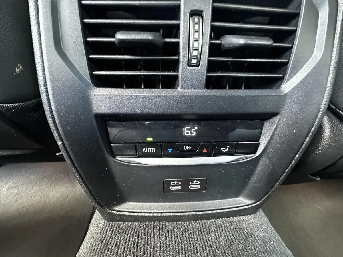 320i Leder|Camera|Sfeer|AdapLed
